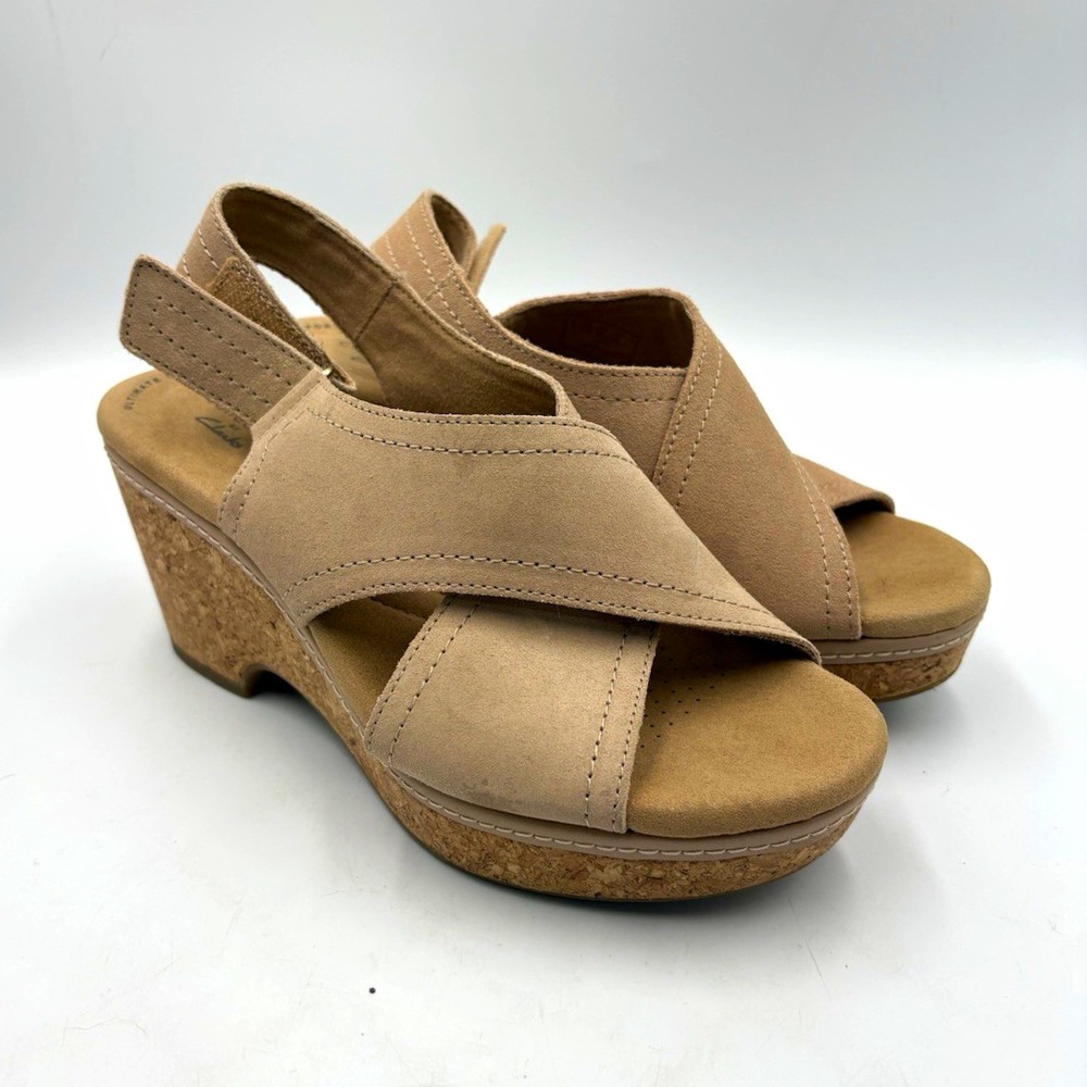 Clarks Beige Suede Wedge Sandals Hook & Loop Adjustable Women's US 7 EU 37.5